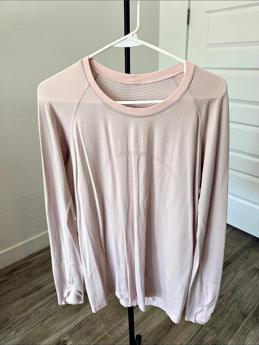 lululemon Swiftly Tech Long Sleeve Crew Pink Athletic Top